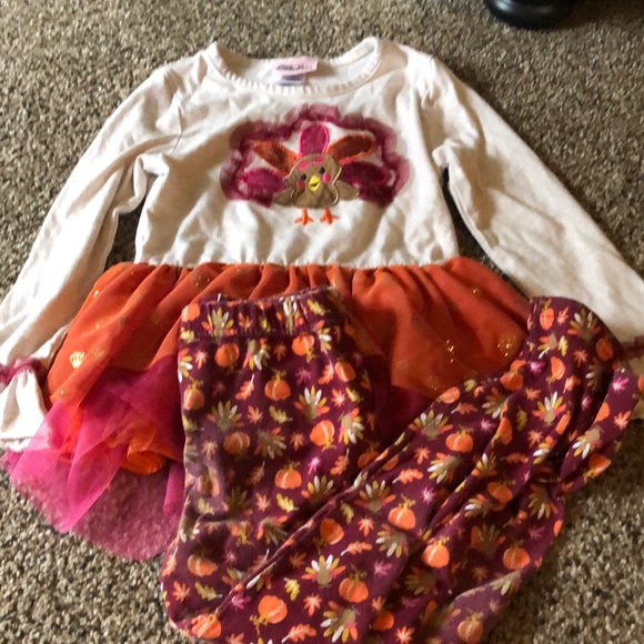 Adorable turkey outfit